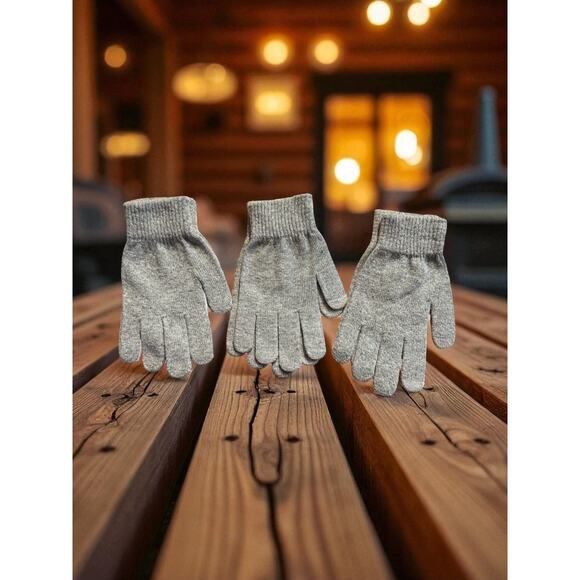 Wild Fable Knit Gloves Touch Screen Compatible Gray Unisex Set of 3 New With Tag - Picture 1 of 3